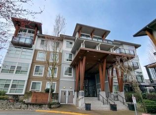 6688 120th St, Surrey, BC V3W1T8