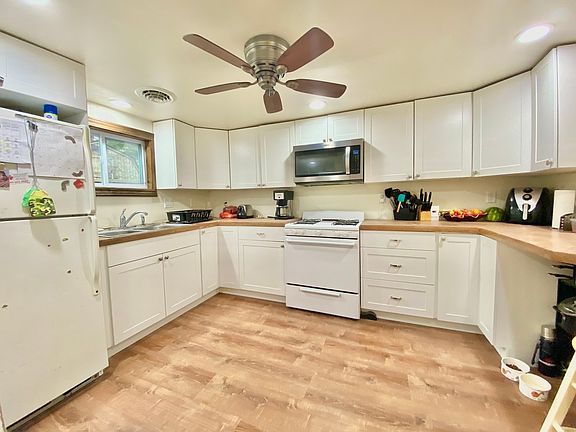 5th image of 913 N Bell Ave