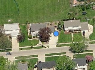 21570 Virginia Dr, Southfield, MI 48076