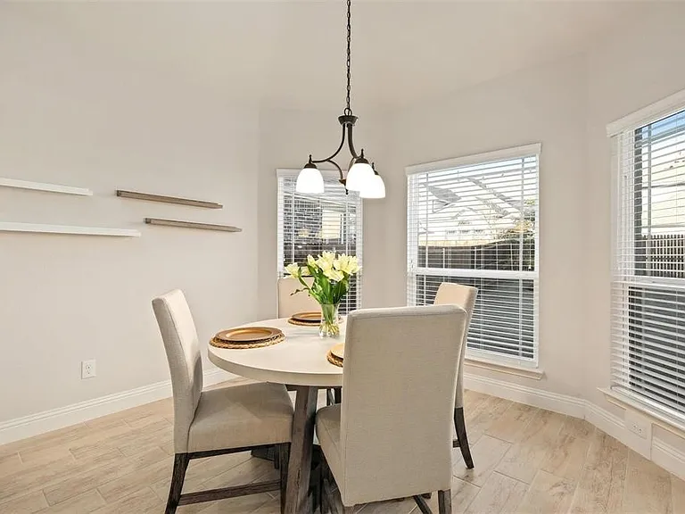 1313 Baynes Dr — Photo 13