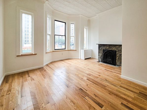 1390 1/2 2nd Ave #2F