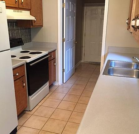 4th image of 6453 River Hill Dr