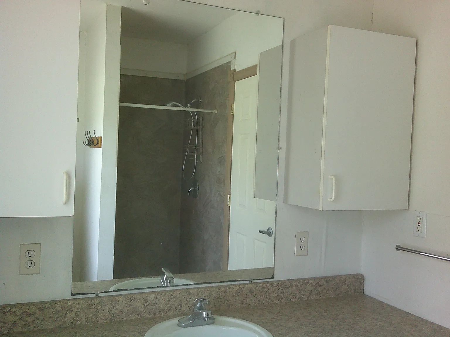 3 bed, 1248 sqft, $1,600 — Photo 4