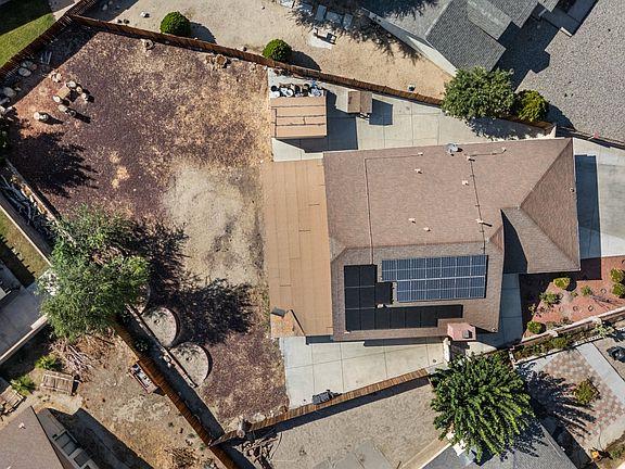 2nd image of 37825 Kingsly Ct