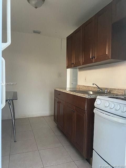 2nd image of 1780 Washington Ave
