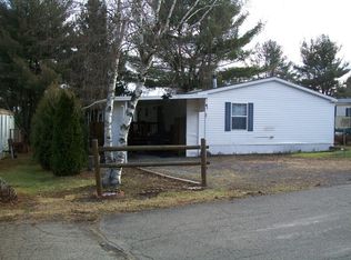 31 1st Ln, Hunlock Creek, PA 18621