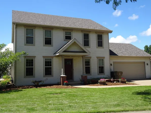 922 Eagle Crest Drive, Madison, WI 53704