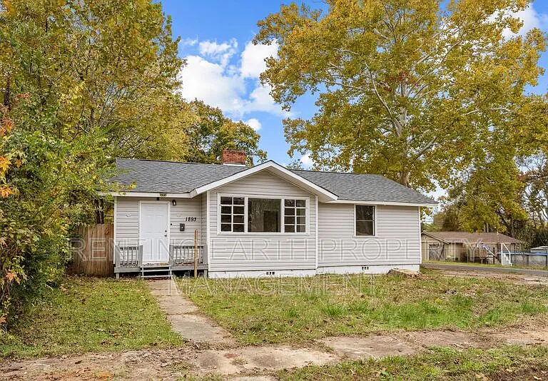 1893 Princeton Ct SW — Photo 1