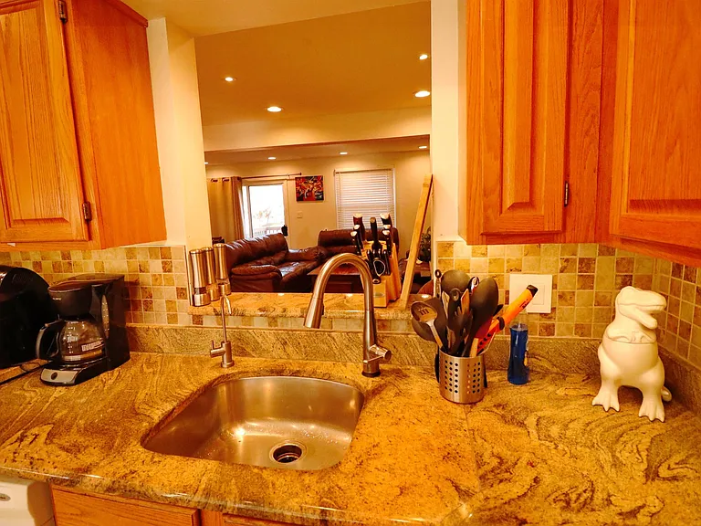 21763 Leatherleaf Cir — Photo 10