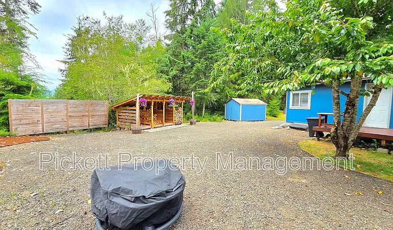 331 Dewatto Rd W — Photo 36