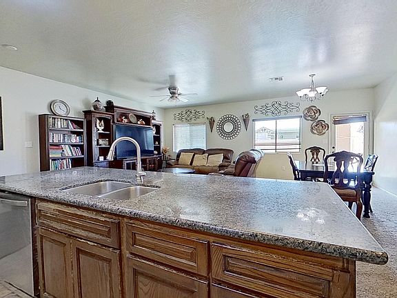 5th image of 4413 W 25th Ln