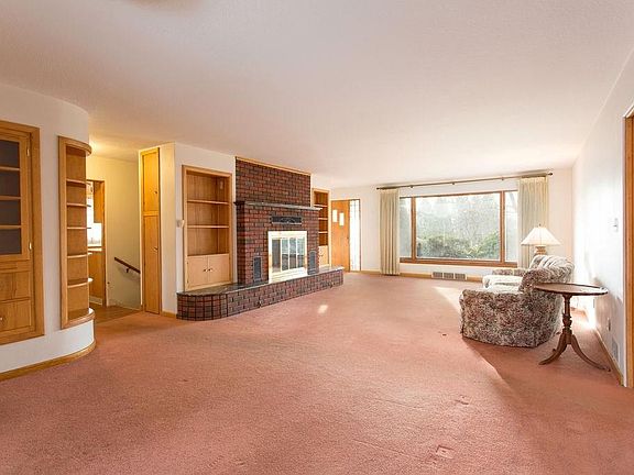 4th image of 603 Highland Park Dr