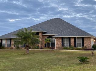 2401 S Hickory St, Foley, AL 36535