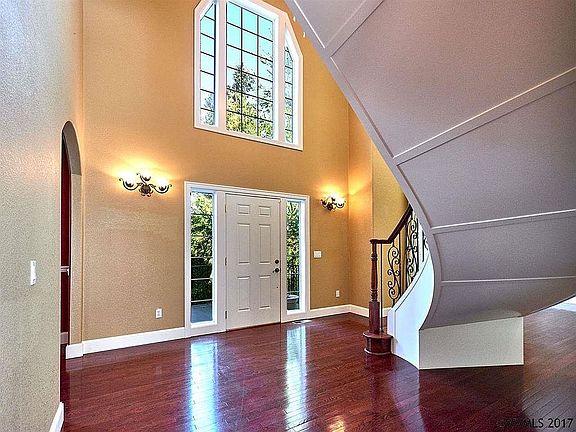 4th image of 2420 Reindeer Ave NW
