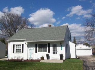 4212 Glenway St, Wauwatosa, WI 53222