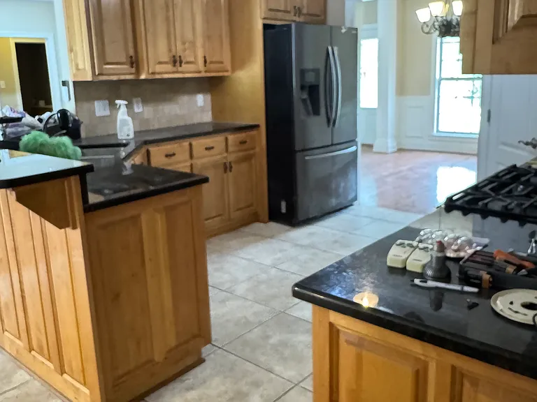 607 Wildwood Way — Photo 2
