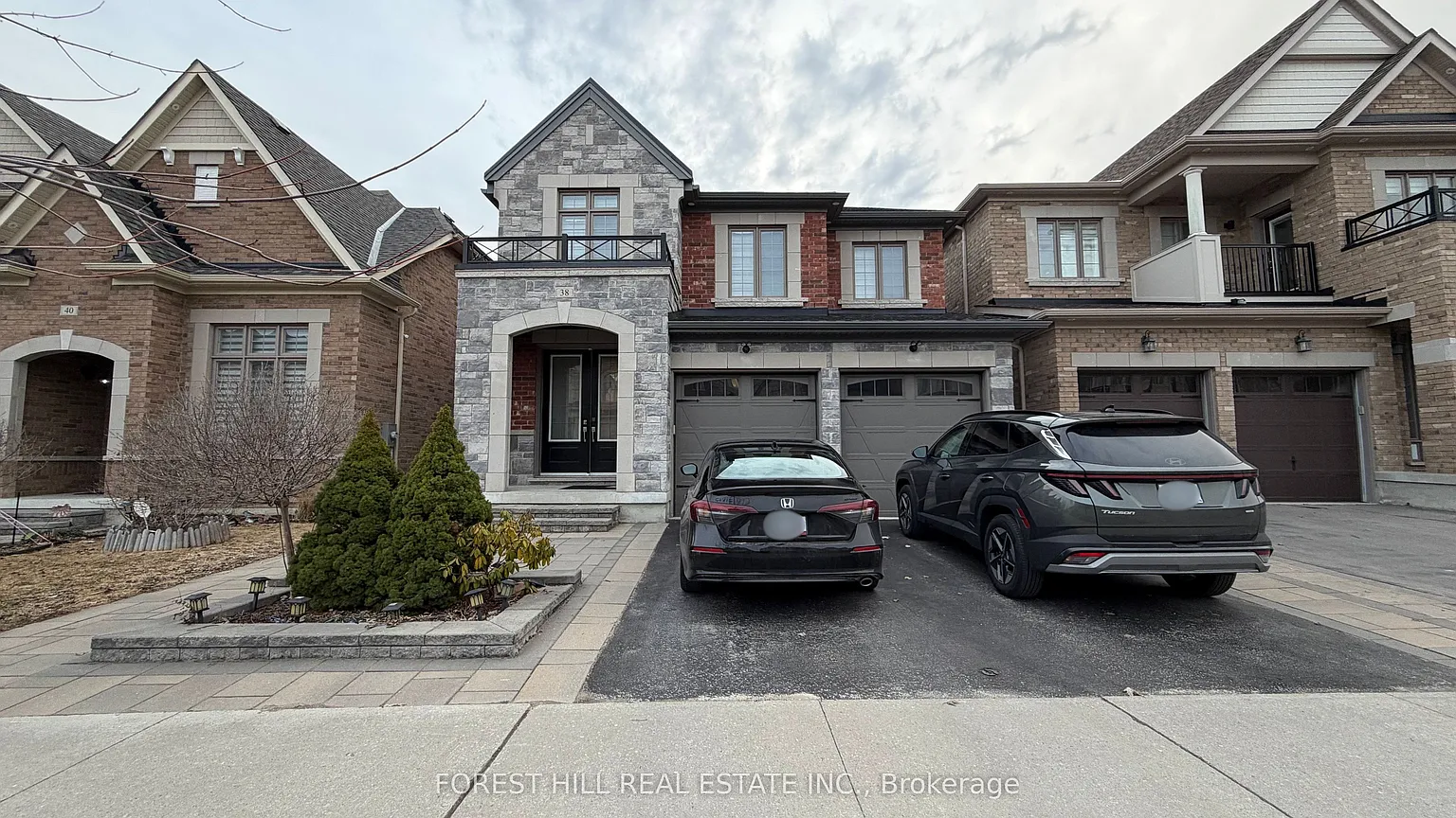 38 Saint Ives Cres #Basement photo 1