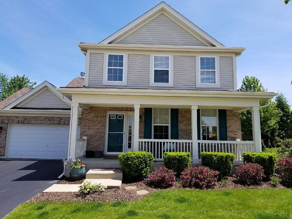 Prettiest home on the block.