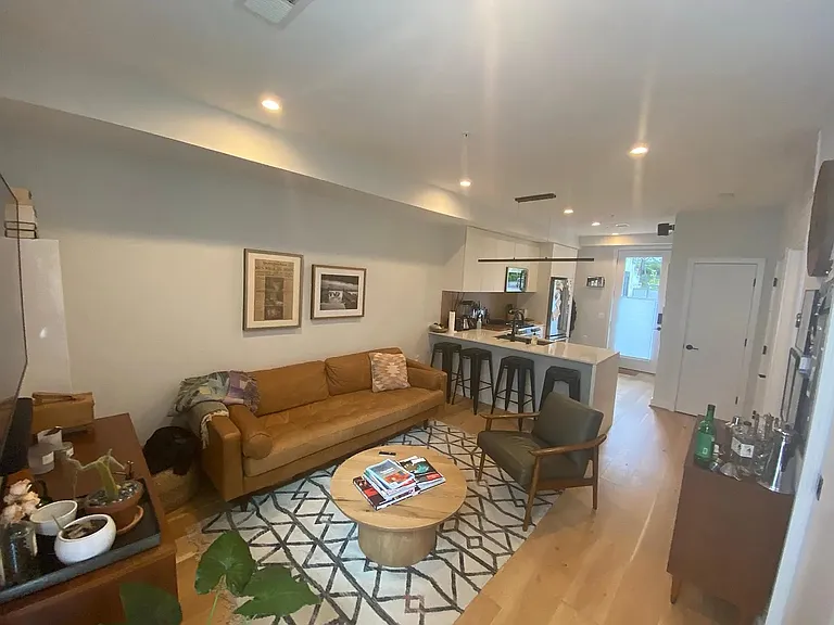 1434 Chapin St NW #1 — Photo 7