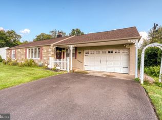86 Valley Dr, Churchville, PA
