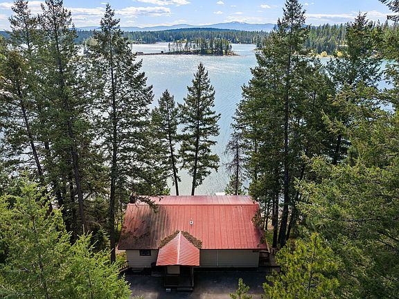 3rd image of 1130 Echo Lake Rd