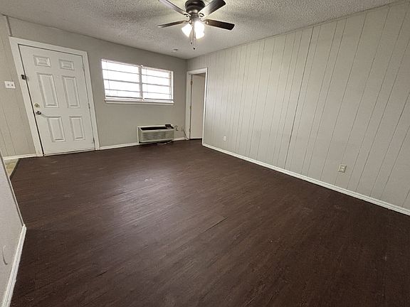 5th image of 1310 54th St Unit 3