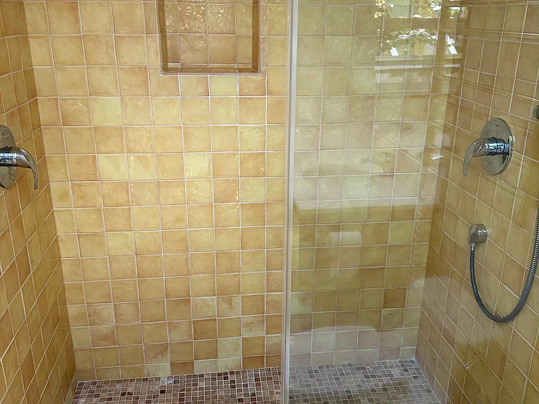 3560 Wildwood Ln — Photo 6