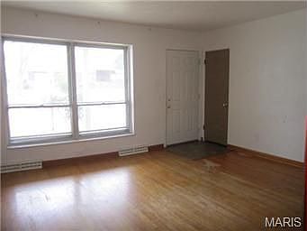 2nd image of 425 Gerald Ave