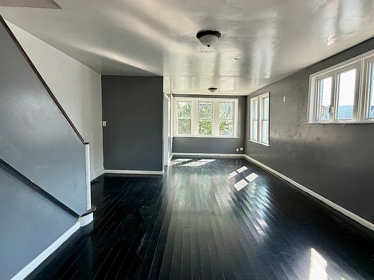4301 Cottman Ave — Photo 5