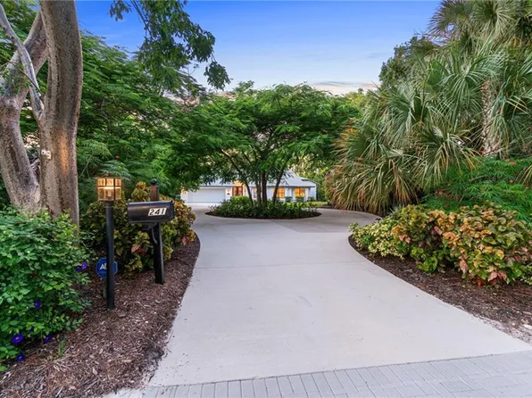 241 Carica RD, NAPLES, FL 34108