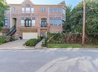 529 Leverkuhn St, Houston, TX 77007