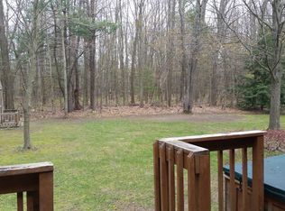 19111 W Spring Lake Rd, Spring Lake, MI 49456