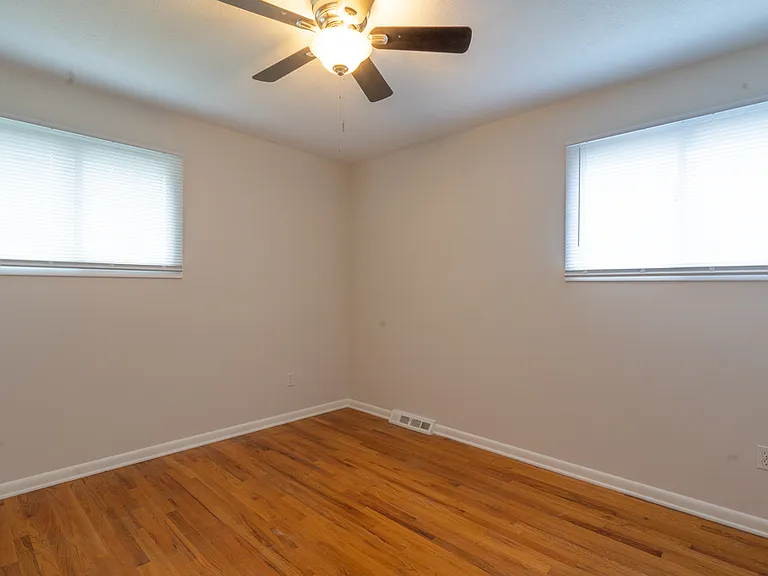 5970 Mayflower Ave — Photo 13