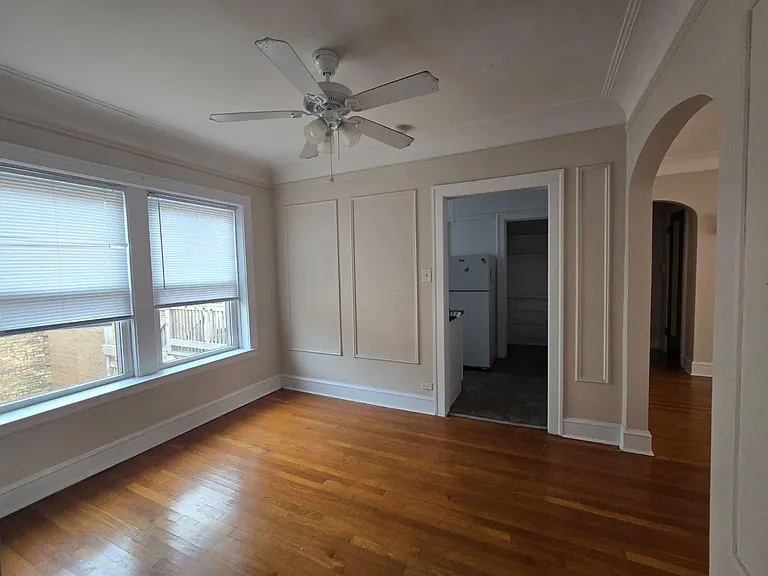 1914 W Morse Ave #3N — Photo 2