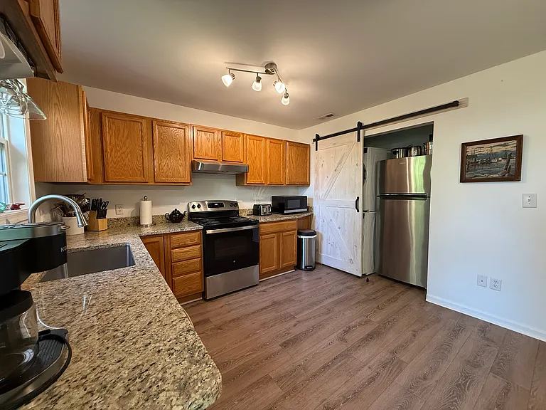 3488 Willow St — Photo 13
