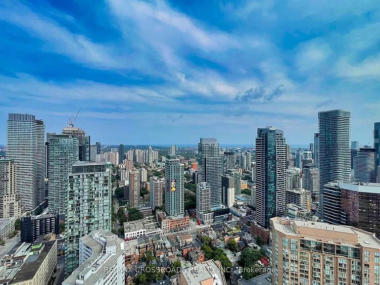 1080 Bay St #4509 — Photo 32