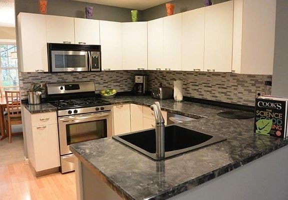4th image of 51 Arborwood Dr
