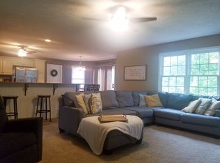 5407 N Castleberry Dr, Peoria, IL 61615