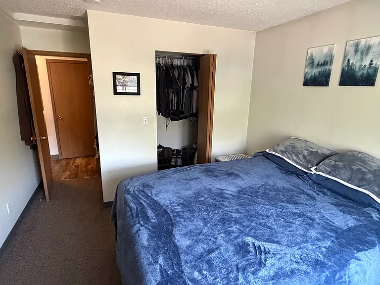 749 W Benton St — Photo 4