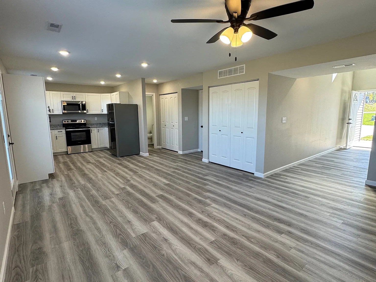 Parkview Estates — Photo 1