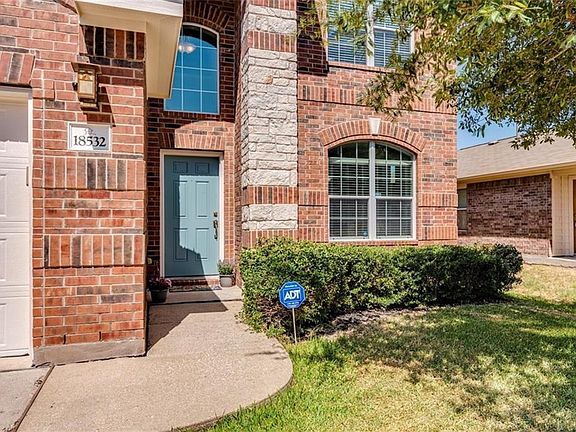 5th image of 18532 Blue Pond Dr
