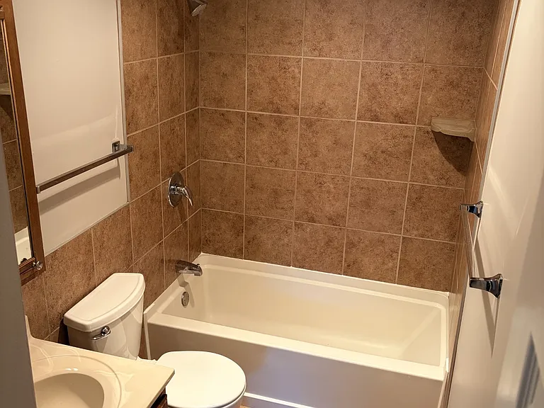 513 Elm Ave — Photo 11