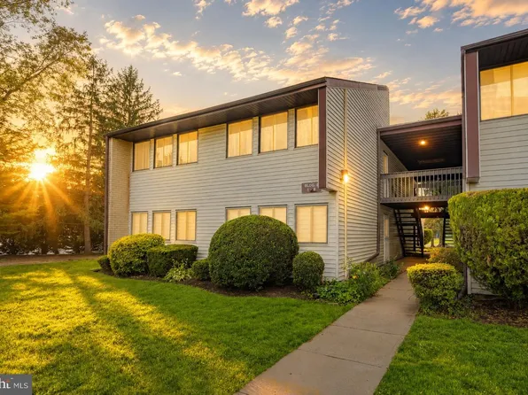 C9 Avon Dr, East Windsor, NJ 08520