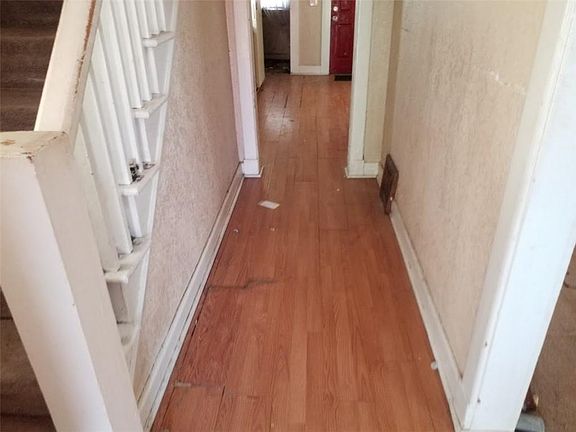 5th image of 517 Norton Ave