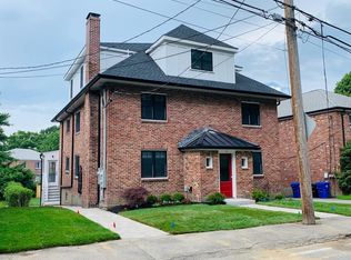 31 Heath St, Brookline, MA 02445