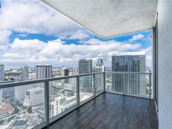 244 Biscayne Blvd, Miami, FL