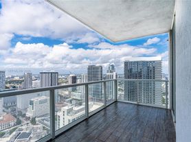 244 Biscayne Blvd