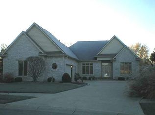 323 Connecticut Cir, Indianapolis, IN