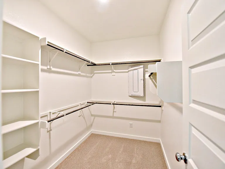 108 Divisadero Dr — Photo 15