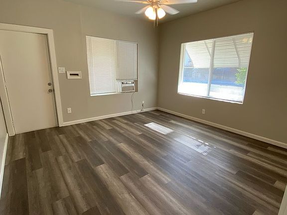 3rd image of 1422 Brayton Ave
